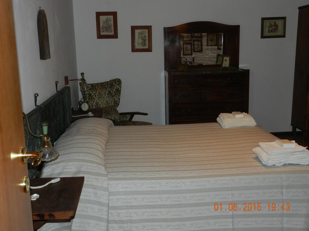 Agriturismo Lucciano San Casciano in Val di Pesa Szoba fotó